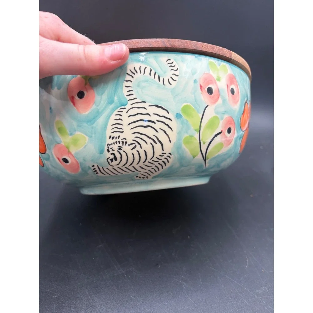 Hand Painted Ceramic Tiger & Floral Serving Bowl with Wooden Lid 10